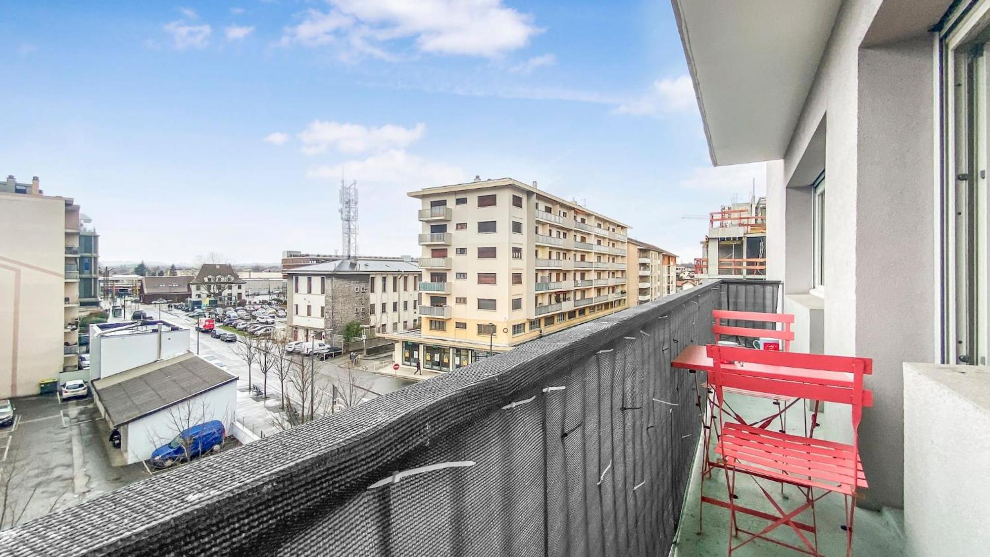 Homey Pinky - Proche Centre / Balcon Prive / Wifi
