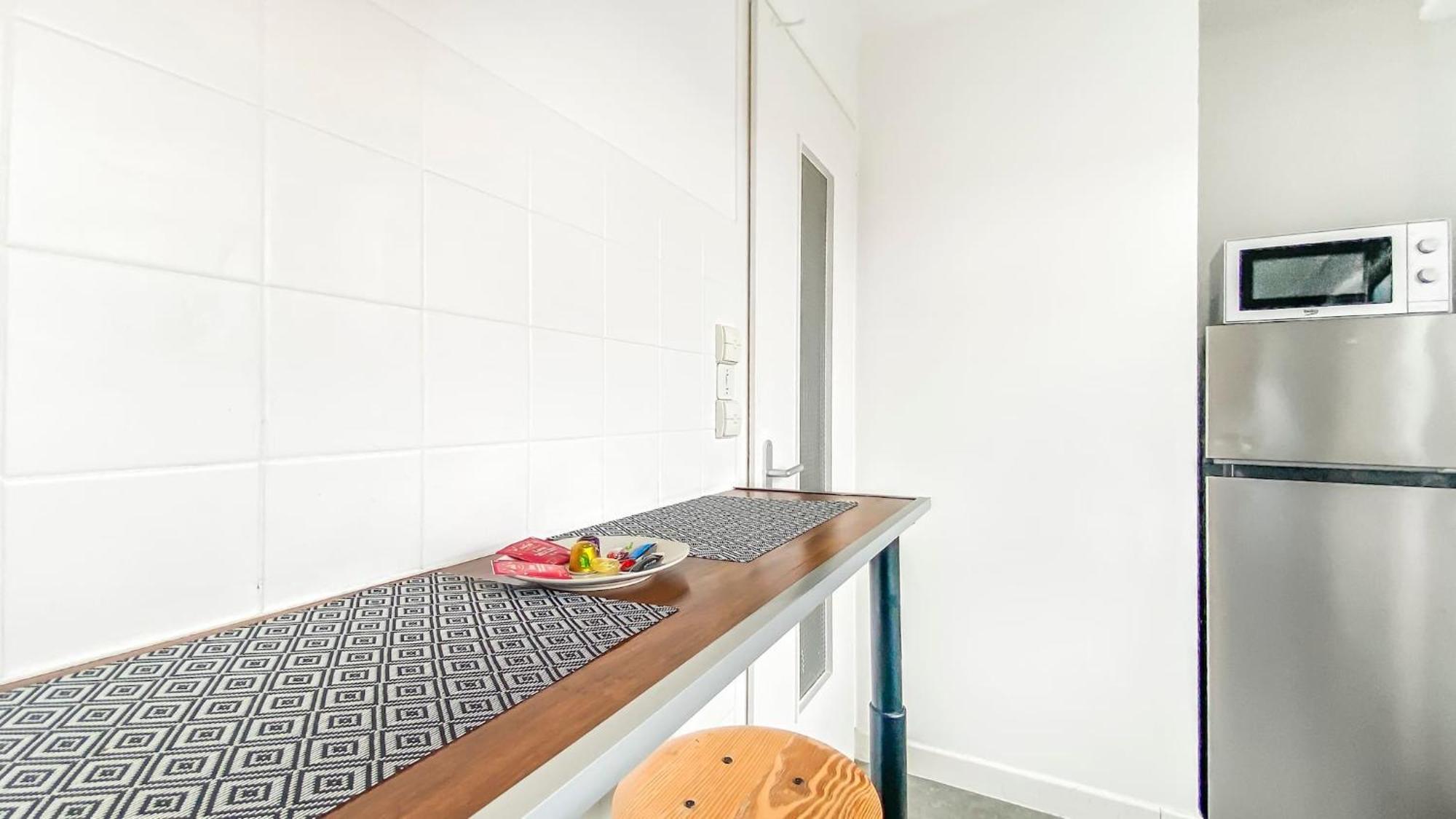 Homey Pinky - Proche Centre / Balcon Prive / Wifi