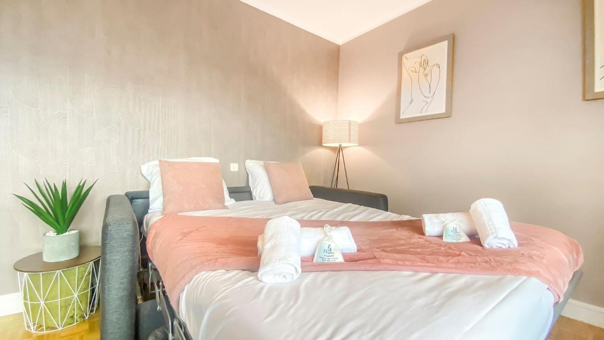 Appartamento Homey Pinky - Proche Centre / Balcon Prive / Wifi *